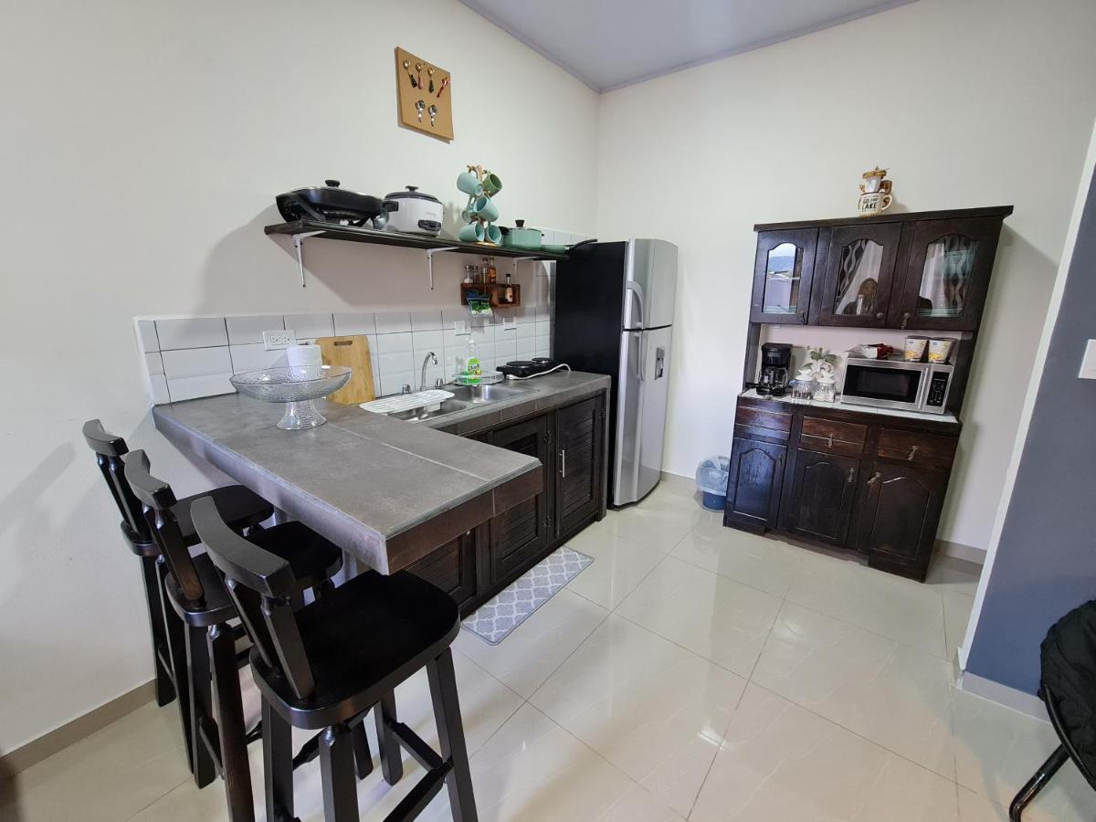 Apartamentos Ave Del Paraiso Alajuela Exterior photo