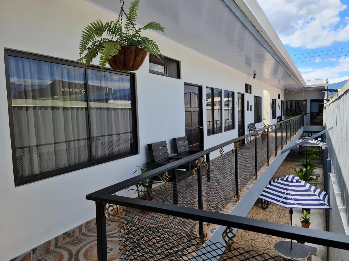 Apartamentos Ave Del Paraiso Alajuela Exterior photo