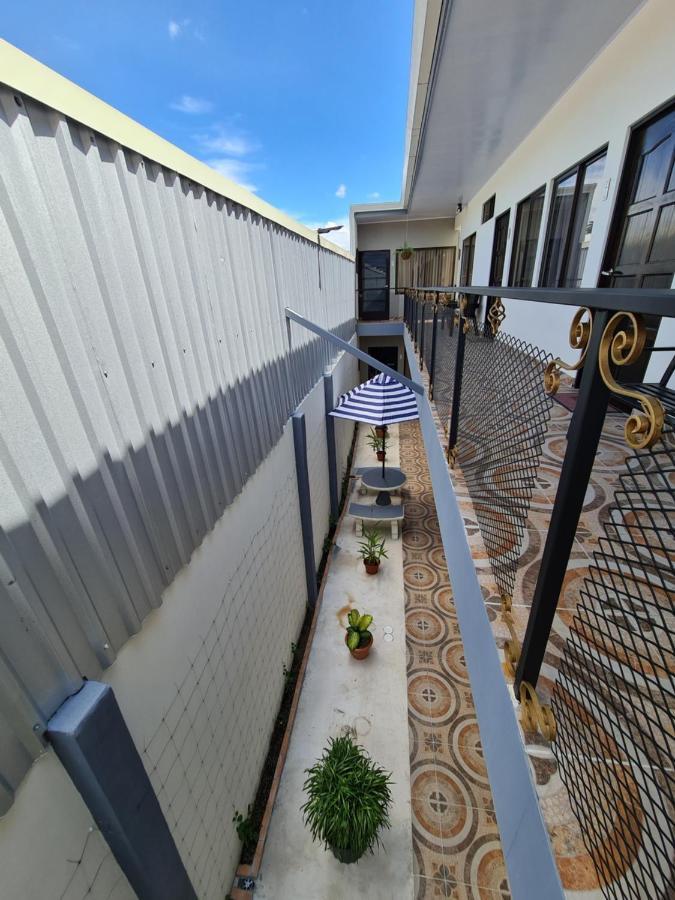Apartamentos Ave Del Paraiso Alajuela Exterior photo