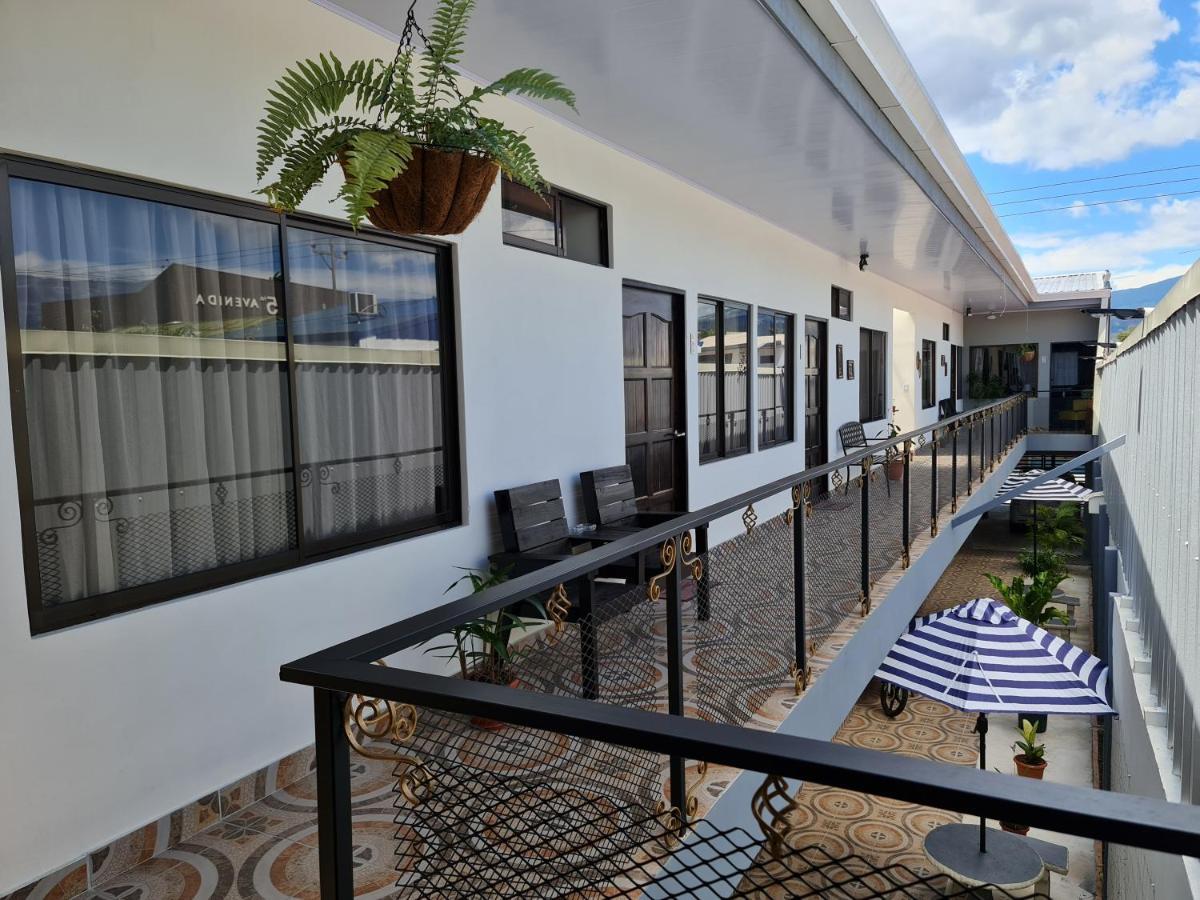 Apartamentos Ave Del Paraiso Alajuela Exterior photo